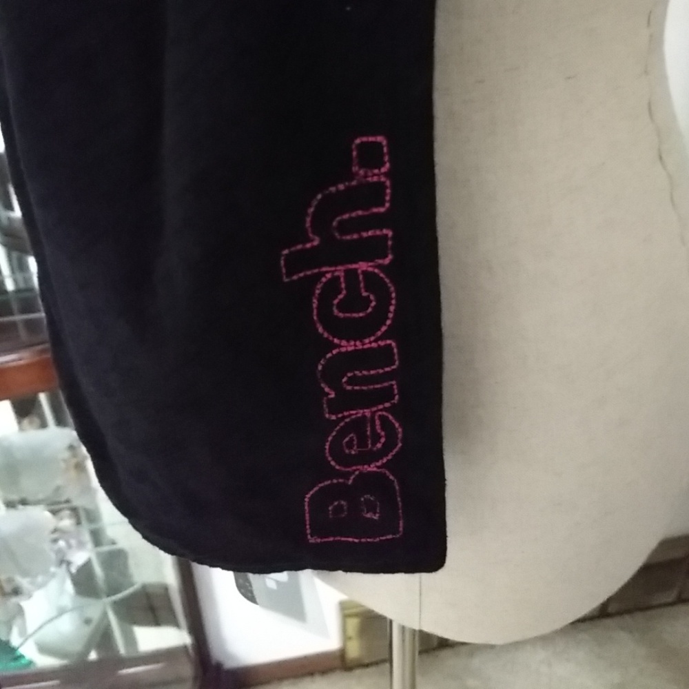 Scarf - Picture 2 of 4